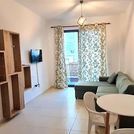 Stella Central Apartment *